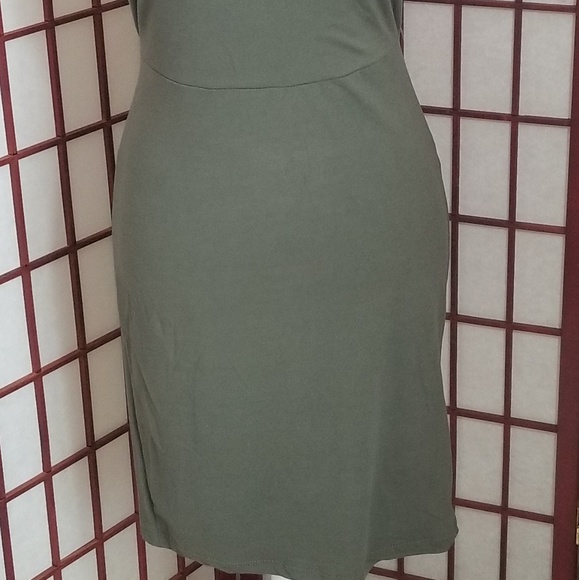 Nwt Olive green crisscross mini dress - Picture 3 of 7